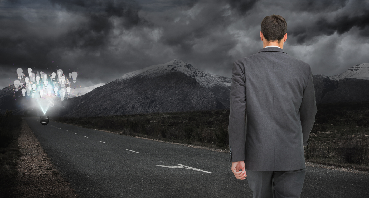 Leading Through Uncertainty-Lessons That Stick